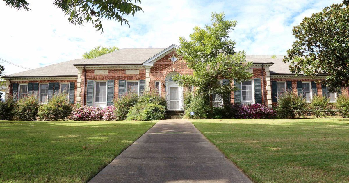 If These Walls Could Talk The MS Federation of Women's Clubs Visit